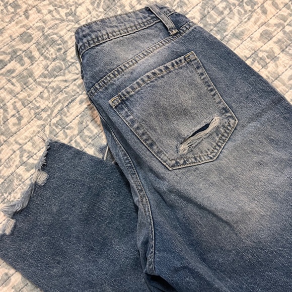 Cropped Flamingo distressed jeans size 27 - Picture 2 of 2